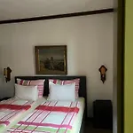 מלון Restaurant- Hotel- Biergarten Haduloha 3*